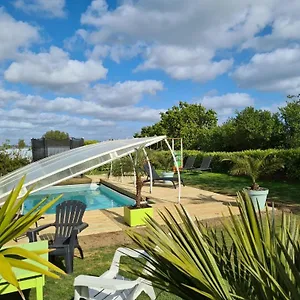  Hébergement de vacances Gite De Kernaet Avec Piscine